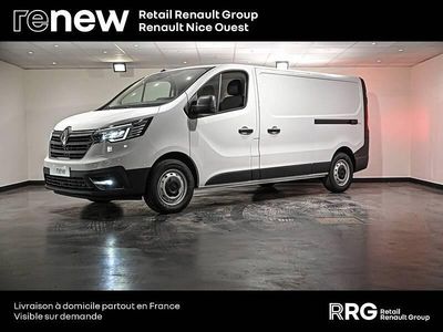 Blanc Occasion 2022 Renault Trafic Monospace | 25 839 € (Prix assez cher)