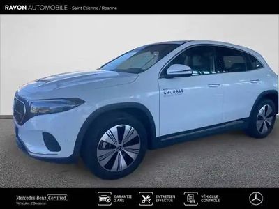 Peinture métallisé blanc digital Occasion 2024 Mercedes EQA250+ SUV | 41 900 € (Prix juste)