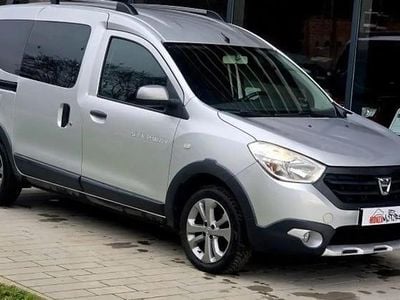 Occasion Dacia Dokker Stepway 116 ch (85 kW) 2016 Gris Monospace