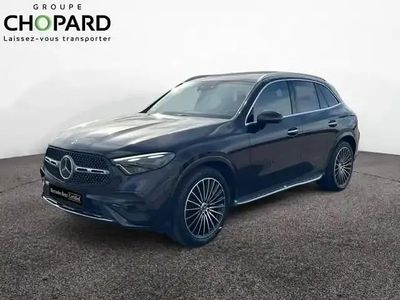 Obsidian black metallic paint Occasion 2023 Mercedes GLC300 | 53 990 €