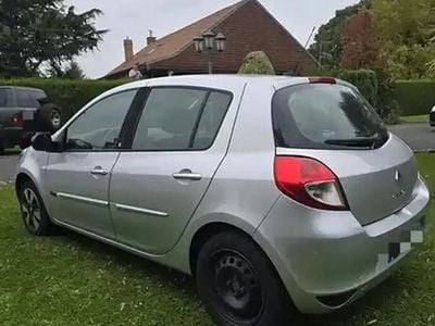 Occasion Renault Clio II 75 ch (55 kW) 2007 Berline