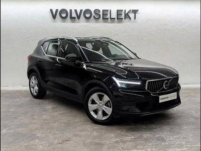 Noir Occasion 2022 Volvo XC40 Plus SUV | 29 990 € (Prix juste)
