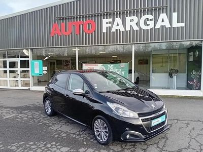 Noir Occasion 2019 Peugeot 208 Signature Sky Citadine | 8 490 € (Prix juste)