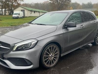 occasion Mercedes A180 Classe180 Sport Edition AMG Toit ouvrant Alcantara