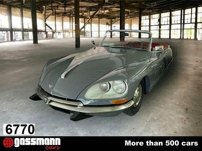 Gris Occasion 1964 Citroën DS Cabriolet | 199 900 €