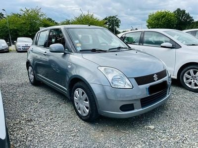 Occasion Suzuki Swift GL 69 ch (50 kW) 2006 Gris Citadine