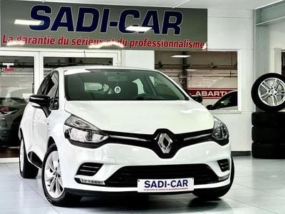 Blanc Occasion 2018 Renault Clio IV LIMITED Berline | 12 990 € (Prix juste)