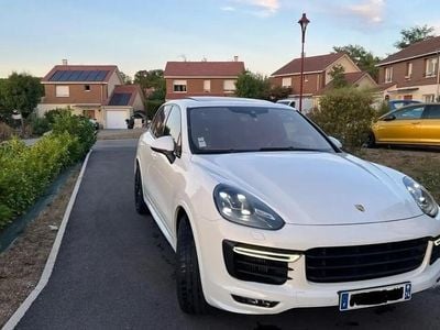 Blanc Occasion 2015 Porsche Cayenne SUV | 27 000 €