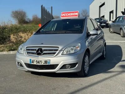 Mercedes B180