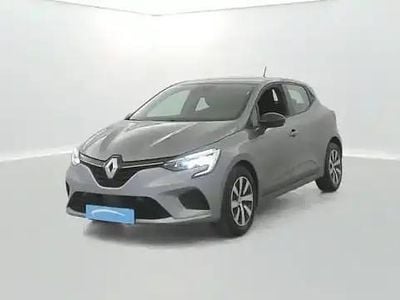 Gris schiste Occasion 2023 Renault Clio V Berline | 14 270 € (Prix juste)