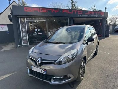 Gris Occasion 2015 Renault Scénic III Bose Edition Monospace | 6 990 € (Bon prix)