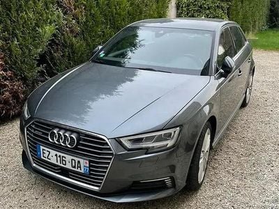 Occasion 2018 Audi e-tron Sport SUV | 22 490 € (Prix juste)