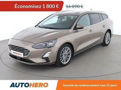 Gris Occasion 2018 Ford Focus Titanium Break | 14 290 € (Bon prix)