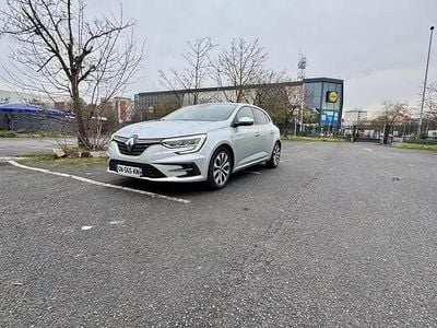 Argent Occasion 2023 Renault Mégane IV LIMITED Berline | 14 000 € (Prix juste)