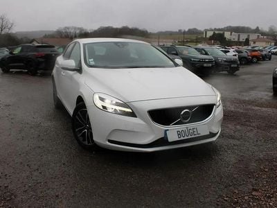 Occasion Volvo V40 Business Edition 122 ch (89 kW) 2019 Blanc Berline