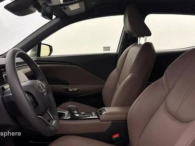 Blanc Occasion 2025 Lexus LBX SUV | 31 999 € (Bon prix)