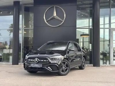 Noir Occasion 2025 Mercedes GLA180 AMG line SUV | 49 949 €