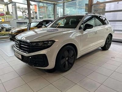 Blanc Nouvelle 2025 VW Touareg R-line SUV | 79 433 € (Prix juste)