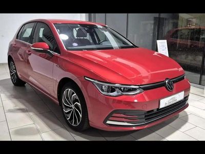 Rouge Occasion 2021 VW Golf Style Berline | 25 390 € (Prix assez cher)