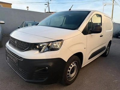 Blanc Occasion 2020 Peugeot Partner Monospace | 8 990 €