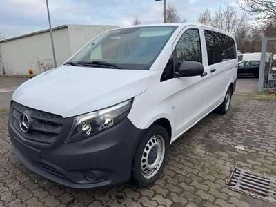 Blanc Occasion 2020 Mercedes Vito Van | 31 990 € (Prix juste)
