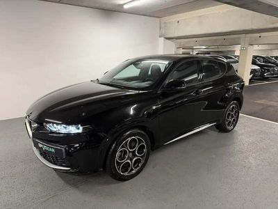 Noir Occasion 2022 Alfa Romeo Tonale Ti SUV | 26 990 € (Prix juste)