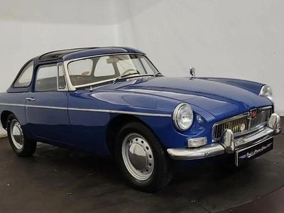 Bleu Occasion 1967 MG B Cabriolet | 26 500 €