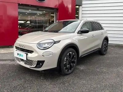 Sable earth métallisé Occasion 2025 Fiat 600E La Prima SUV | 30 990 € (Prix assez cher)