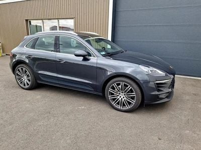 Porsche Macan S