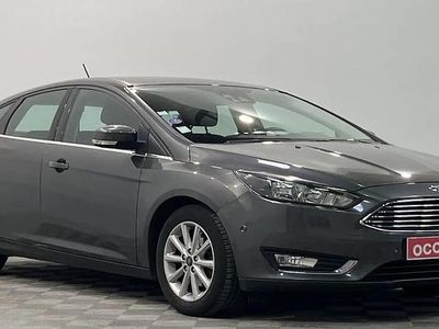 Gris Occasion 2017 Ford Focus Titanium Berline | 16 500 € (Prix cher)