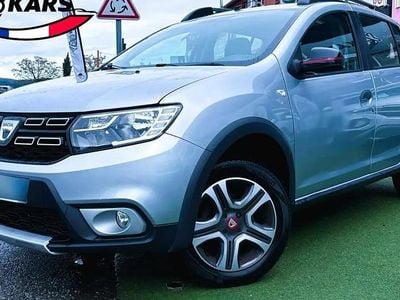 Occasion Dacia Sandero Stepway 91 ch (66 kW) 2019 Gris Berline