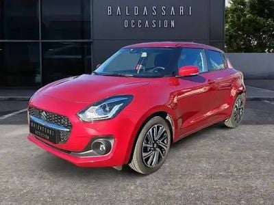 Rouge Occasion 2023 Suzuki Swift Berline | 15 490 € (Prix juste)