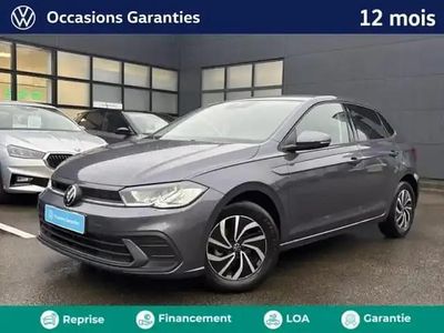 Gris cendré métallisé Occasion 2024 VW Polo Life Berline | 19 890 € (Prix juste)