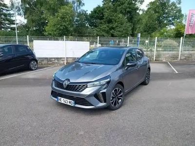 Gris schiste Occasion 2025 Renault Clio V Berline | 23 990 € (Prix cher)
