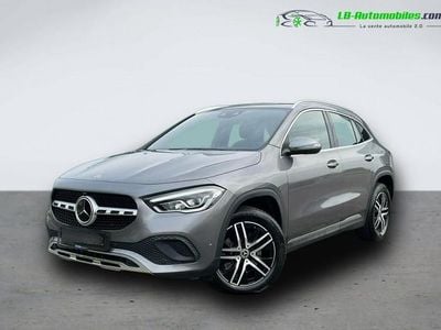 Mercedes GLA220