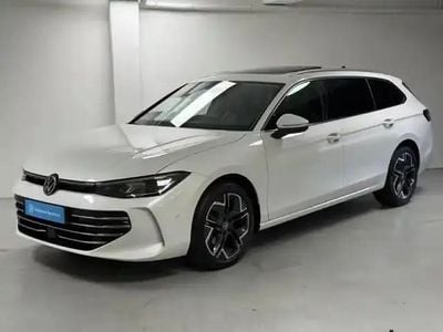 Occasion VW Passat Elegance 2024 Blanc oryx nacrée Break