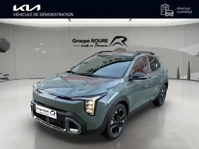 Adventurous green Occasion 2025 Kia Stonic SUV | 31 190 €