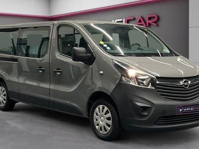 Gris Occasion 2016 Opel Vivaro Monospace | 24 990 € (Prix assez cher)