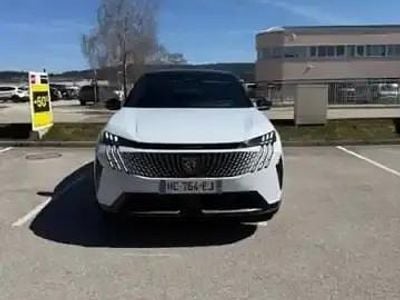 Blanc Nouvelle 2025 Peugeot e-3008 GTi SUV | 45 990 € (Prix juste)