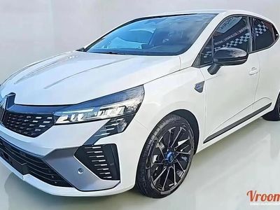 Blanc Nouvelle 2025 Renault Clio V Bose Edition Berline | 27 500 €