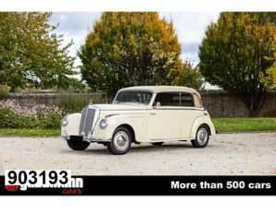 Beige Occasion 1952 Mercedes 220 Cabriolet | 69 000 €