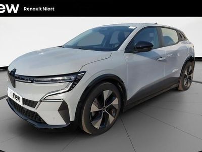 Gris Occasion 2022 Renault Megane E-Tech Equilibre Berline | 21 990 € (Prix juste)