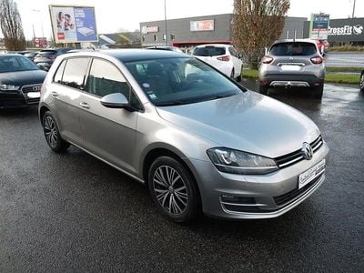 Gris Occasion 2016 VW Golf Allstar Berline | 14 290 € (Prix juste)