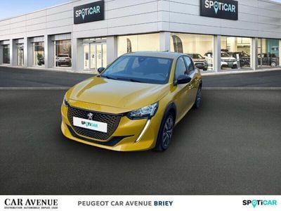 Peugeot e-208