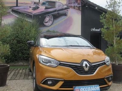 Jaune Occasion 2018 Renault Mégane IV Dynamique Berline | 10 990 € (Bon prix)