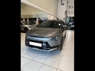 Gris Occasion 2025 Kia Niro Premium SUV | 32 990 € (Prix assez cher)