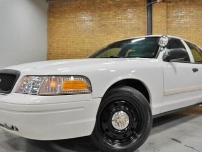 Ford Crown Victoria