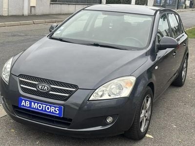 Occasion 2009 Kia Ceed Style Citadine | 3 500 €