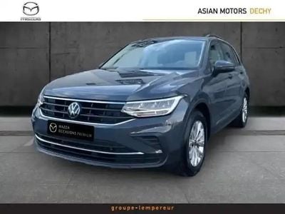 Gris dauphin métallisée Occasion 2023 VW Tiguan Life SUV | 28 920 € (Super prix)