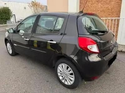 Occasion Renault Clio III Expression 68 ch (50 kW) 2010 Berline